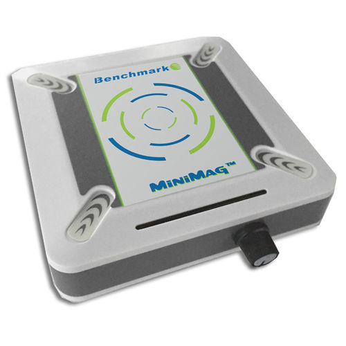 Agitador de laboratorio magnético - MiniMag&trade; - BENCHMARK SCIENTIFIC - por ola / analógico / de uso general
