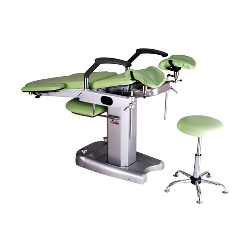 Sillón de reconocimiento ginecológico - DH-S102B 03 - KANGHUI MEDICAL TECHNOLOGY - eléctrico / con reposapiernas / de 3 secciones