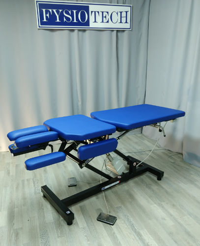 Camilla de exploración de fisioterapia - Treat® 2 - Fysiotech - eléctrica / de 3 secciones / azul