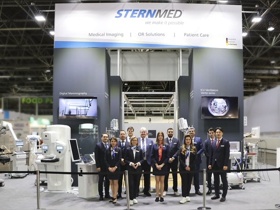 Numerosos visitantes en nuestro stand de SternMed en Medica 2022