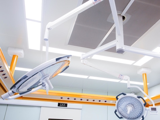Análisis de tecnología básica y guía de selección de la lámpara quirúrgica sin sombras LED