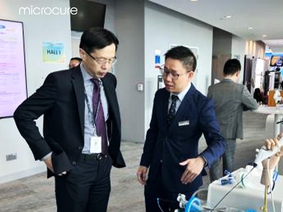 Micro-News丨Microcure Medical brilla en el Foro Quirúrgico de la Universidad de Hong Kong con soluciones inteligentes mínimamente invasivas
